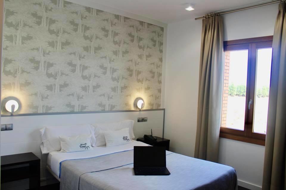 לה רודה Hotel El Sueno De Jemik מראה חיצוני תמונה