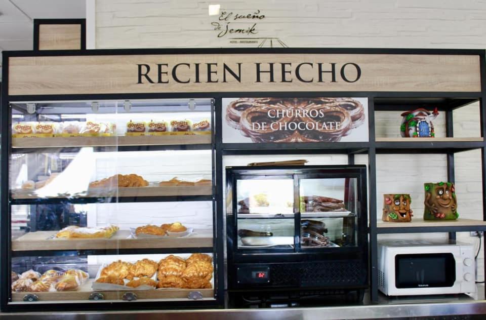 לה רודה Hotel El Sueno De Jemik מראה חיצוני תמונה